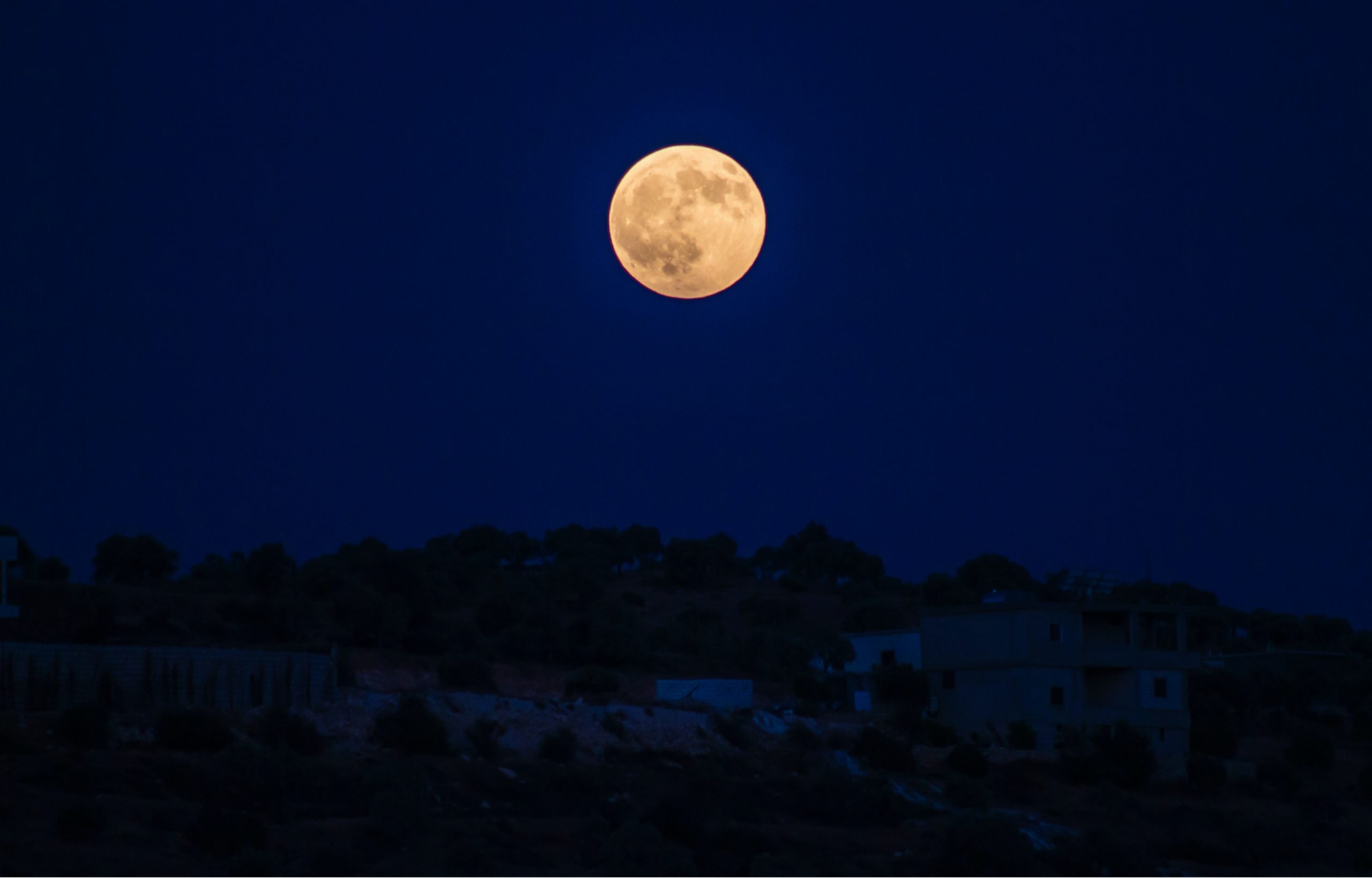 Comment s'orienter avec la lune ?